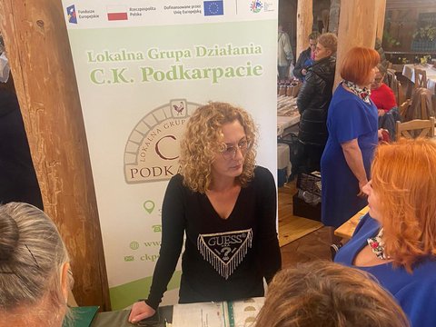 Zdjęcie 19 z albumu Relacja z organizacji stoiska promocyjnego LGD podczas IX Podkarpackiego Festiwalu Szarlotki w Pstrągowej